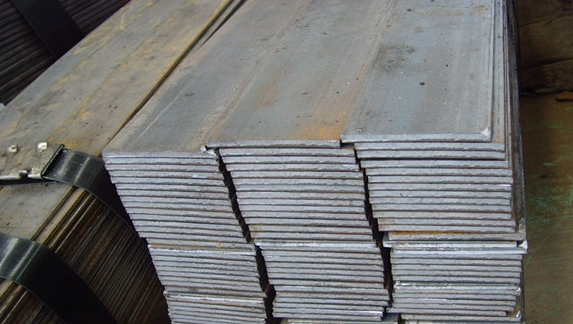 热轧扁钢与普通的钢铁平面材料进行4个方面对比